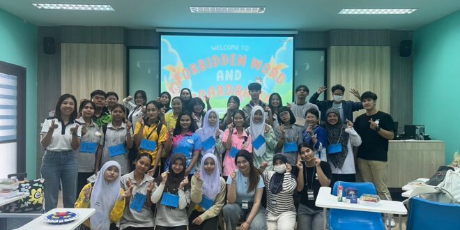 สาขาวิชาภาษาอังกฤษจัดกิจกรรม SLA Inspire Camp เปิดประสบการณ์การเรียนรู้สำหรับนักเรียนที่สนใจเข้าศึกษาต่อ