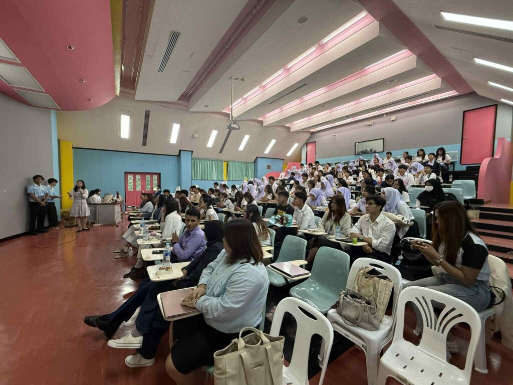 ปฐมนิเทศต้อนรับนักศึกษาใหม่ เตรียมความพร้อมสู่ชีวิตมหาวิทยาลัย