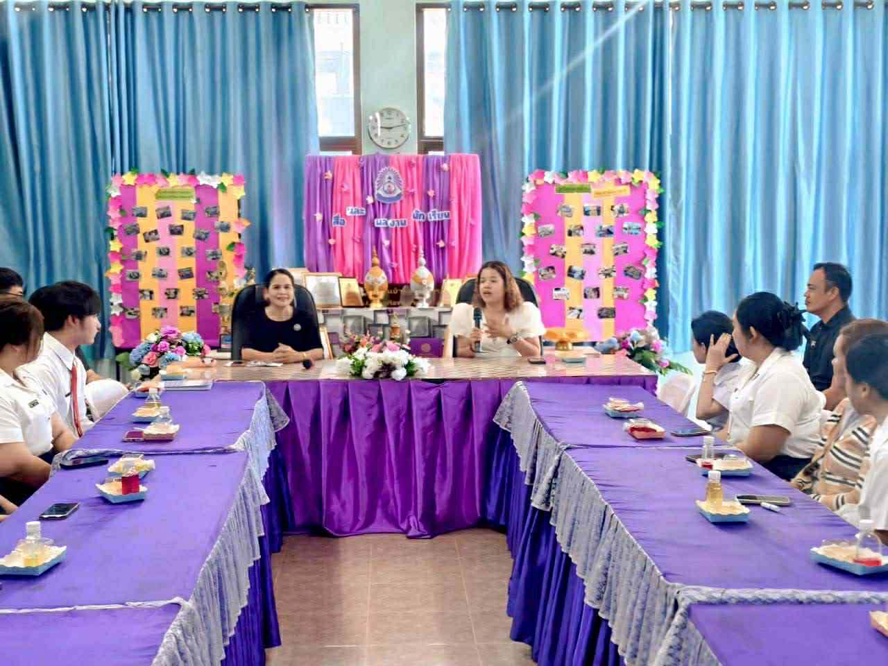 นักศึกษาเอกไทยวลัยลักษณ์ สังเกตการสอน รร.บ้านปากเชียร เรียนรู้พร้อมเข้าสู่การสหกิจศึกษา