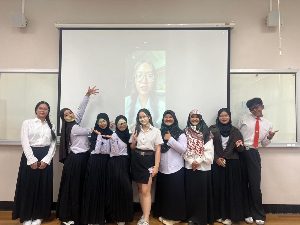 English Program Students Return to Present Cooperative Education Research after 8-Month Internships