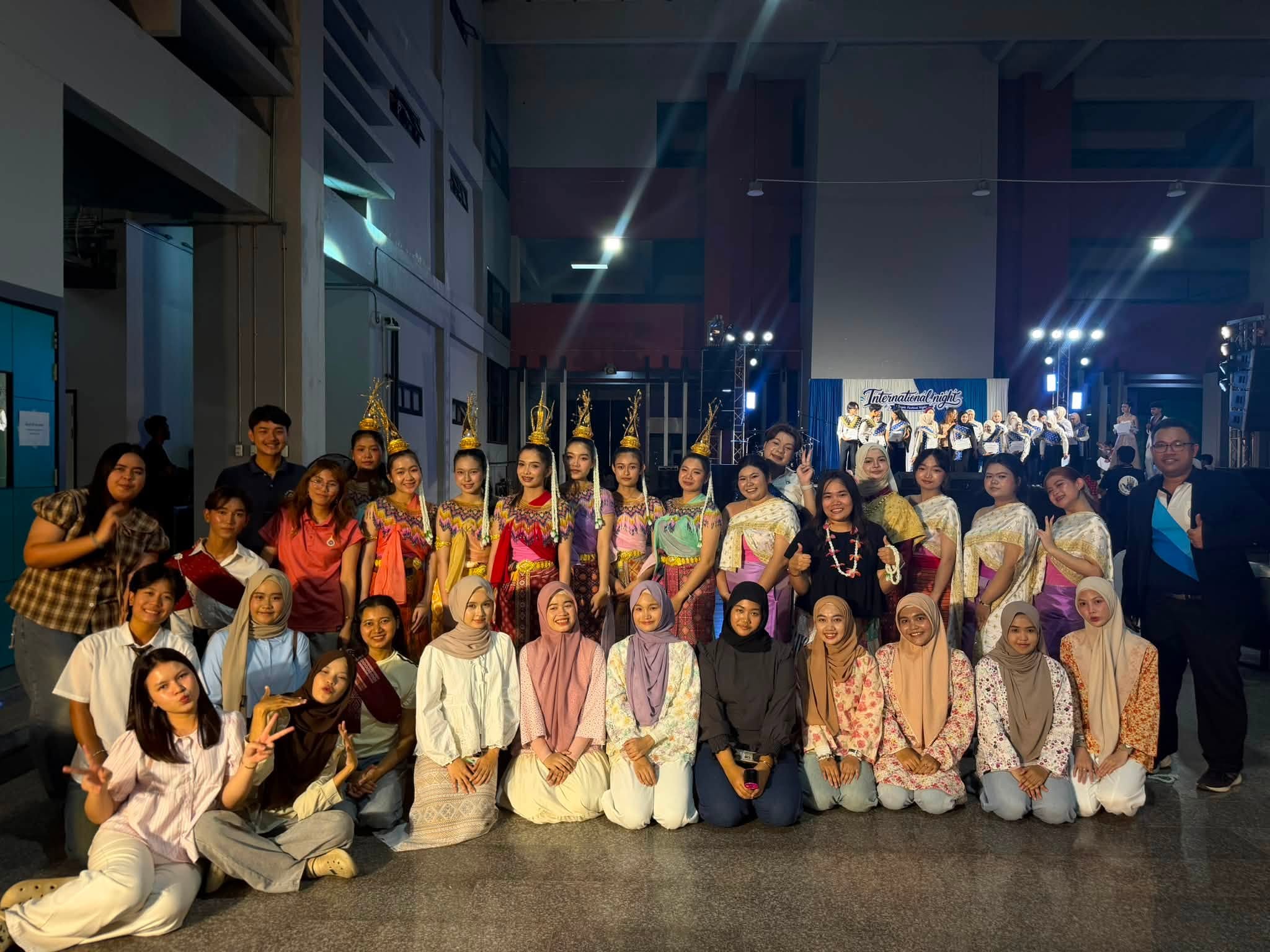 นักศึกษาภาษาไทยเพื่อการสื่อสาร ร่วมกิจกรรม International Night 2026 สืบสานวัฒนธรรมไทยในเวทีพหุวัฒนธรรม