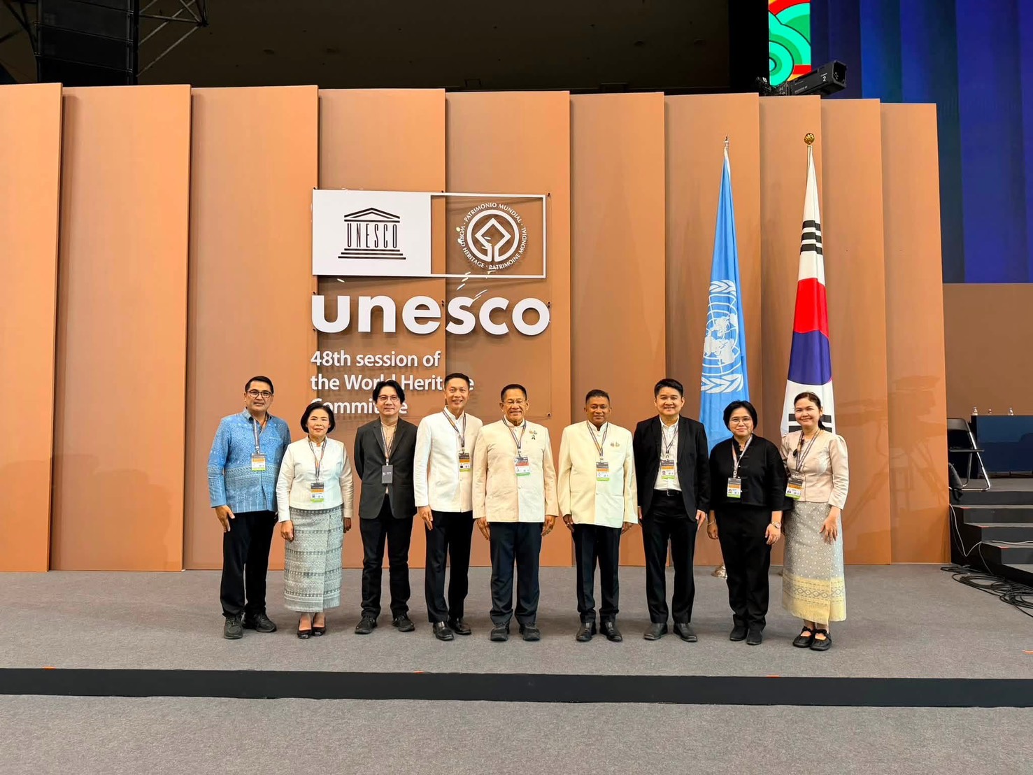 สำนักวิชาศิลปศาสตร์ร่วมภูมิใจและแสดงความยินดีกับประชาชนชาวไทย เนื่องในโอกาส “วัดพระมหาธาตุ วรมหาวิหาร” จังหวัดนครศรีธรรมราช ขึ้นเป็นแหล่งมรดกโลกแห่งแรกของภาคใต้