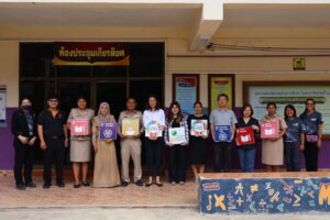 วิเคราะห์ทักษะภาษาไทยและพัฒนา “คลังคำ” เสริมฐานการเขียนเรื่องเล่าจากภาพของนักเรียนโรงเรียนชุมชนใหม่